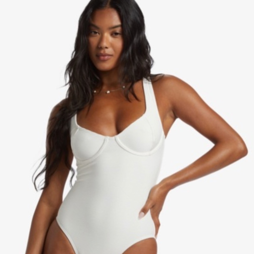 Billabong 'Tan Lines' White Underwire Swimsuit XL